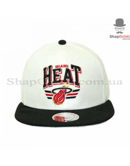 Кепка реперка Miami Heat, RN 11493, бело-чёрная